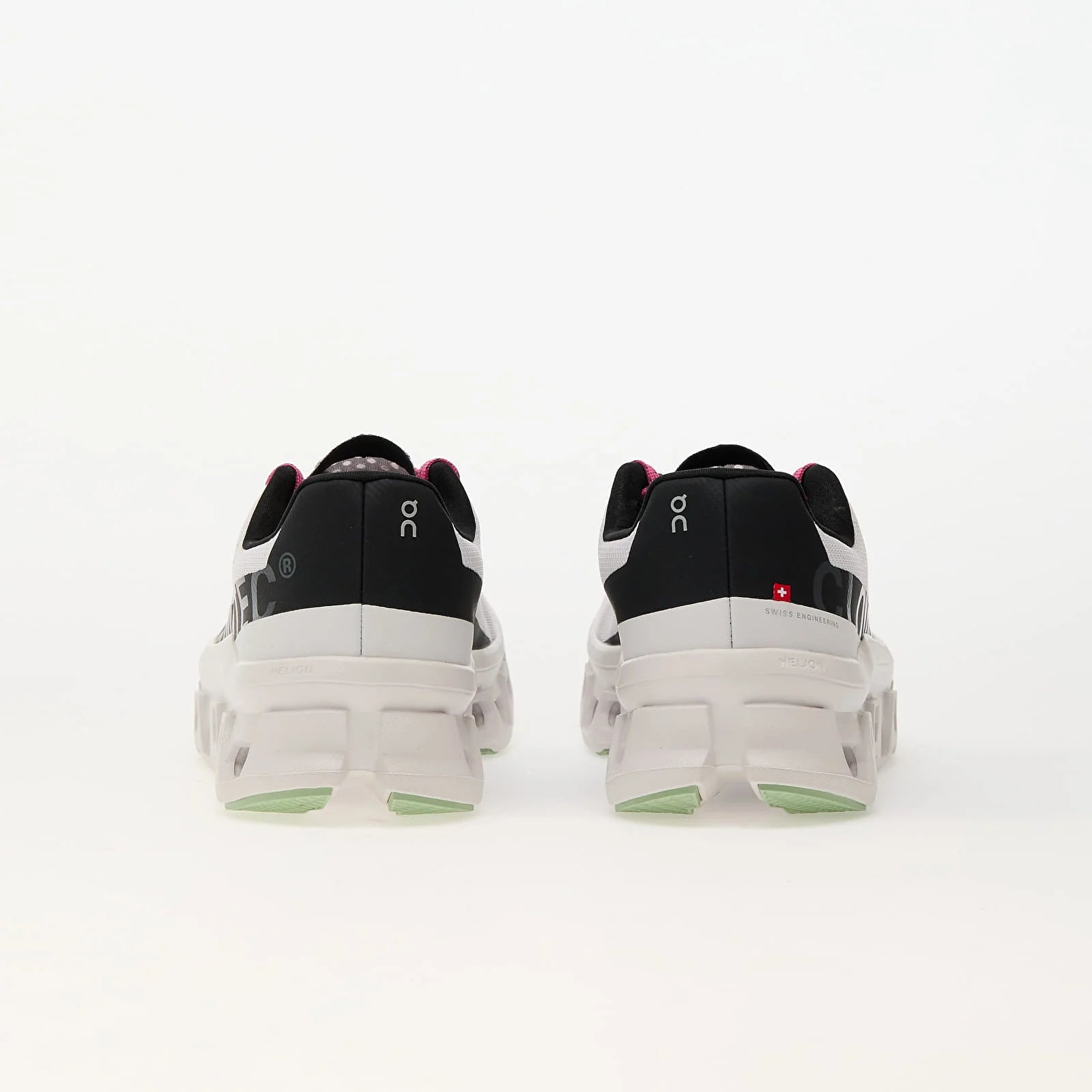 On M Cloudmonster Frost Black