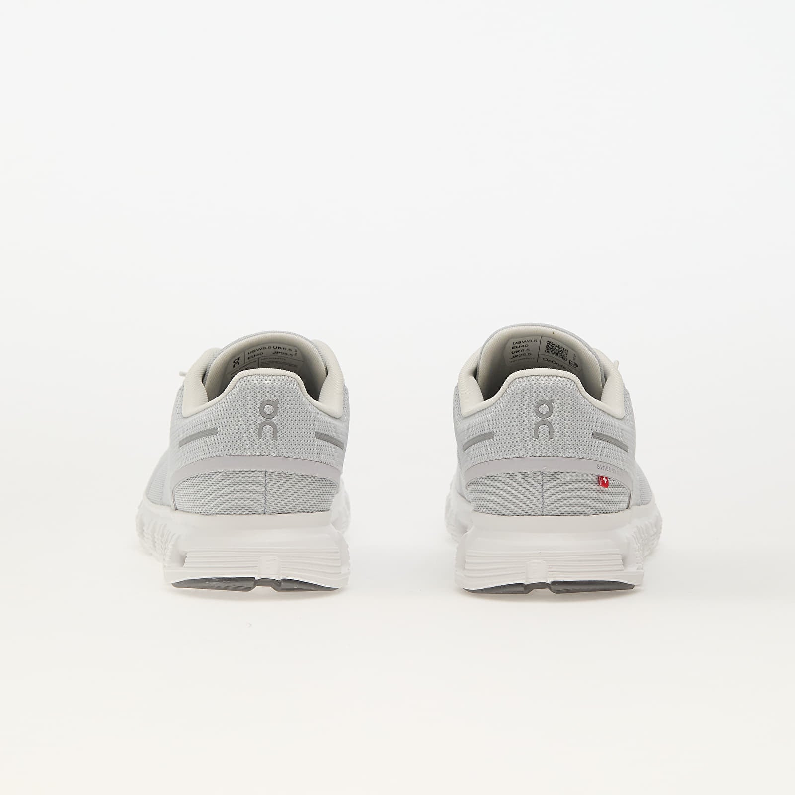 On M Cloud 6 Glacier White