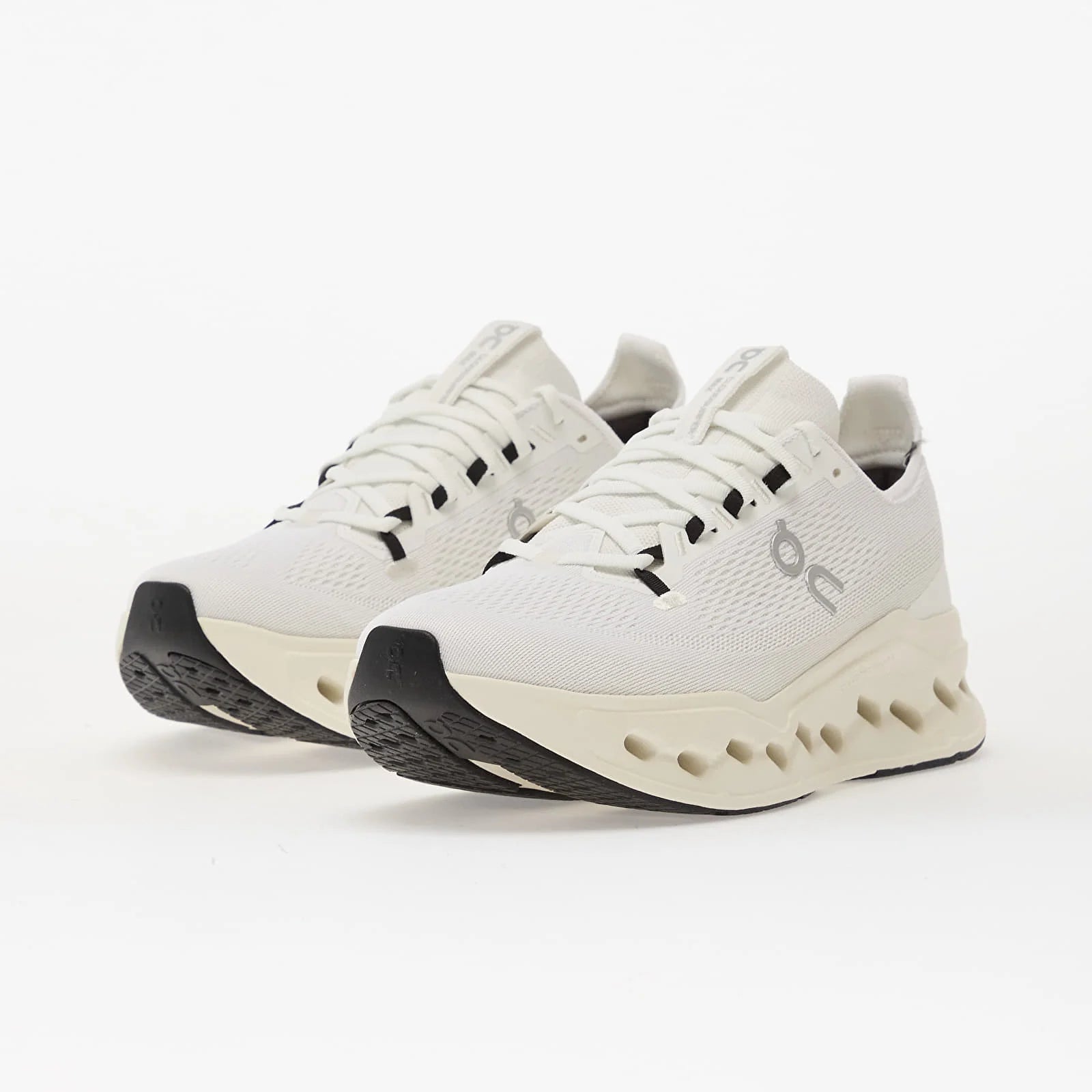 On M Cloudsurfer Max White White