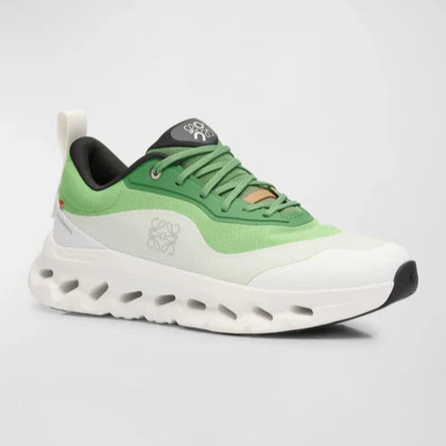 On M x LOEWE Cloudtilt Green