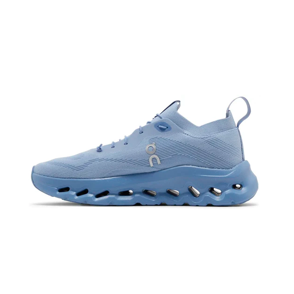 On M x LOEWE Cloudtilt 'Baby Blue'