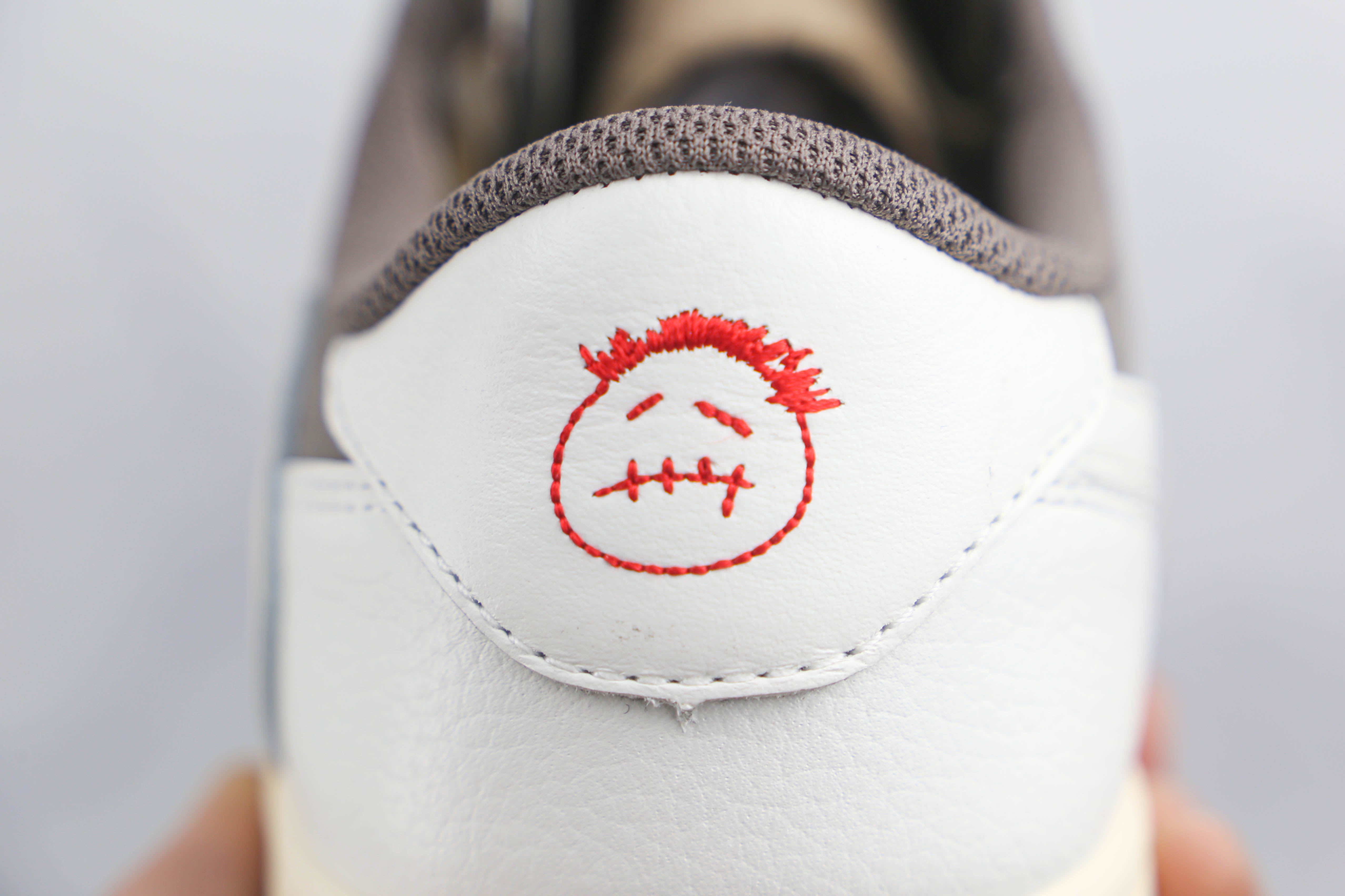 Nike Jordan 1 Low Reverse Mocha Travis Scott